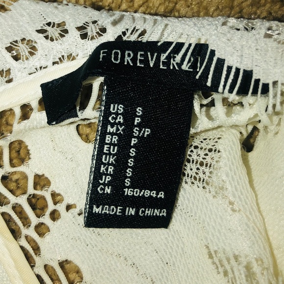 White Lace Dress - Picture 7 of 10